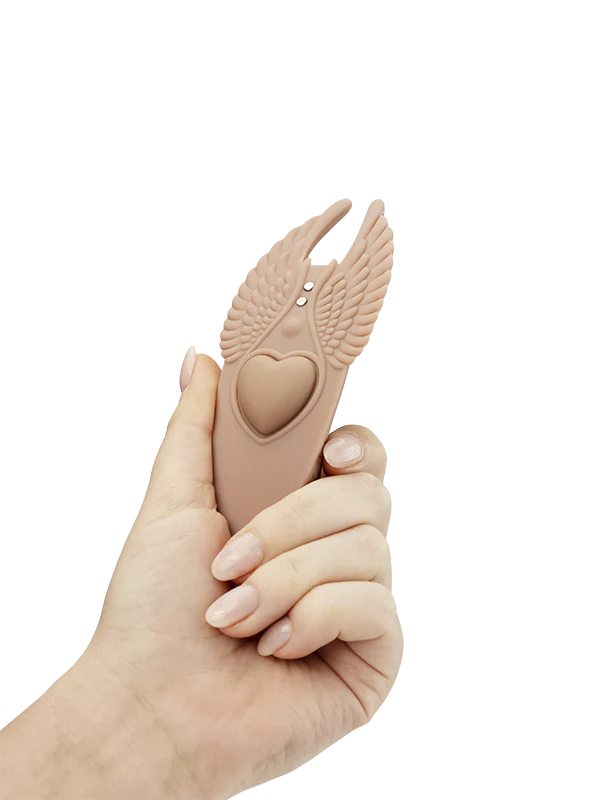 UNDERCOVER LOVER
APP-ENABLED WEARABLE MASSAGER
