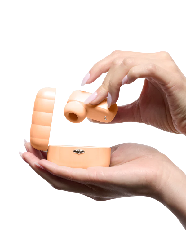 PLEASURE POD